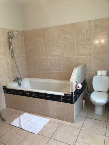 Le Clos St Justin Ligny-le-Ribault ภายนอก รูปภาพ